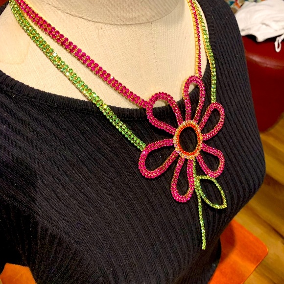 NECKLACE RHINESTONE PINK AND GREEN FLOWER NEW - Picture 4 of 7